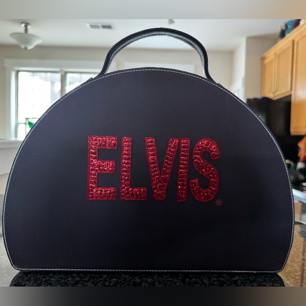 Elvis Makeup Case - image 3